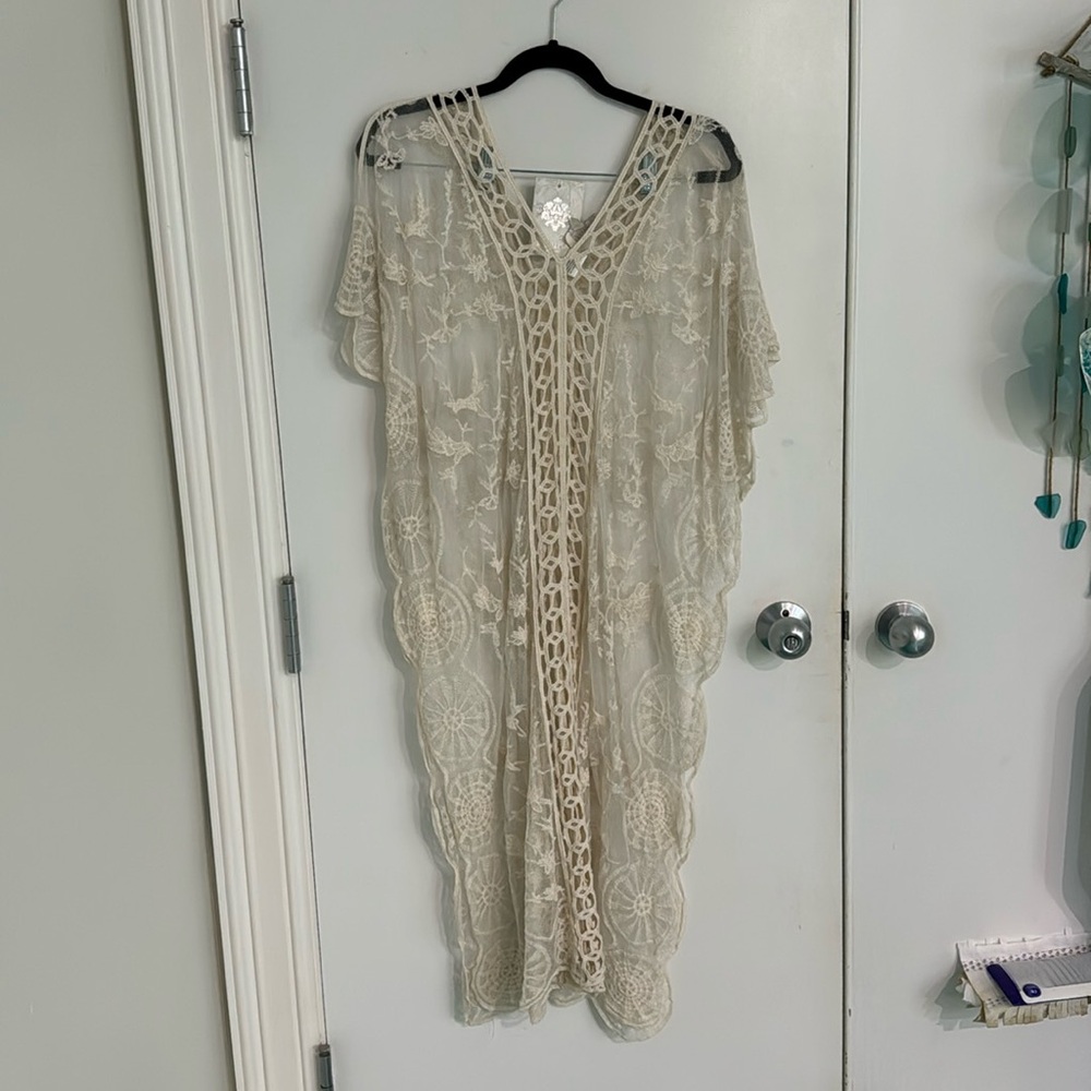 White, long, maxi lace dress, size small, never worn.